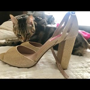 Betsy Johnson Gold Heels